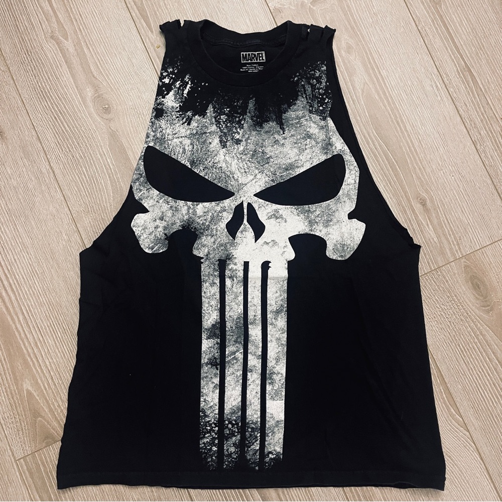 Punisher distressed tank - unisex - large